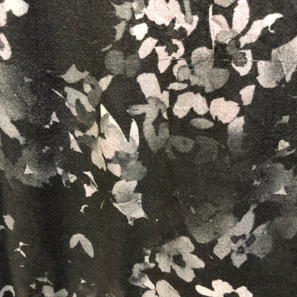 Anthropologie Cloth & Stone Breezy Floral Tunic Large - Picture 4 of 5